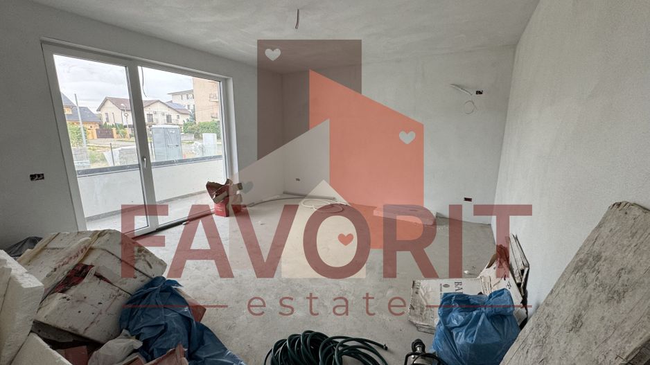 Gradina proprie de 62 mp. Decomandat. 40 mp utili - Poză 1