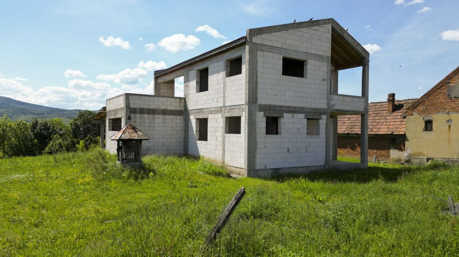 Casă la roșu din BCA de vânzare în Județul Arad - Poză 10