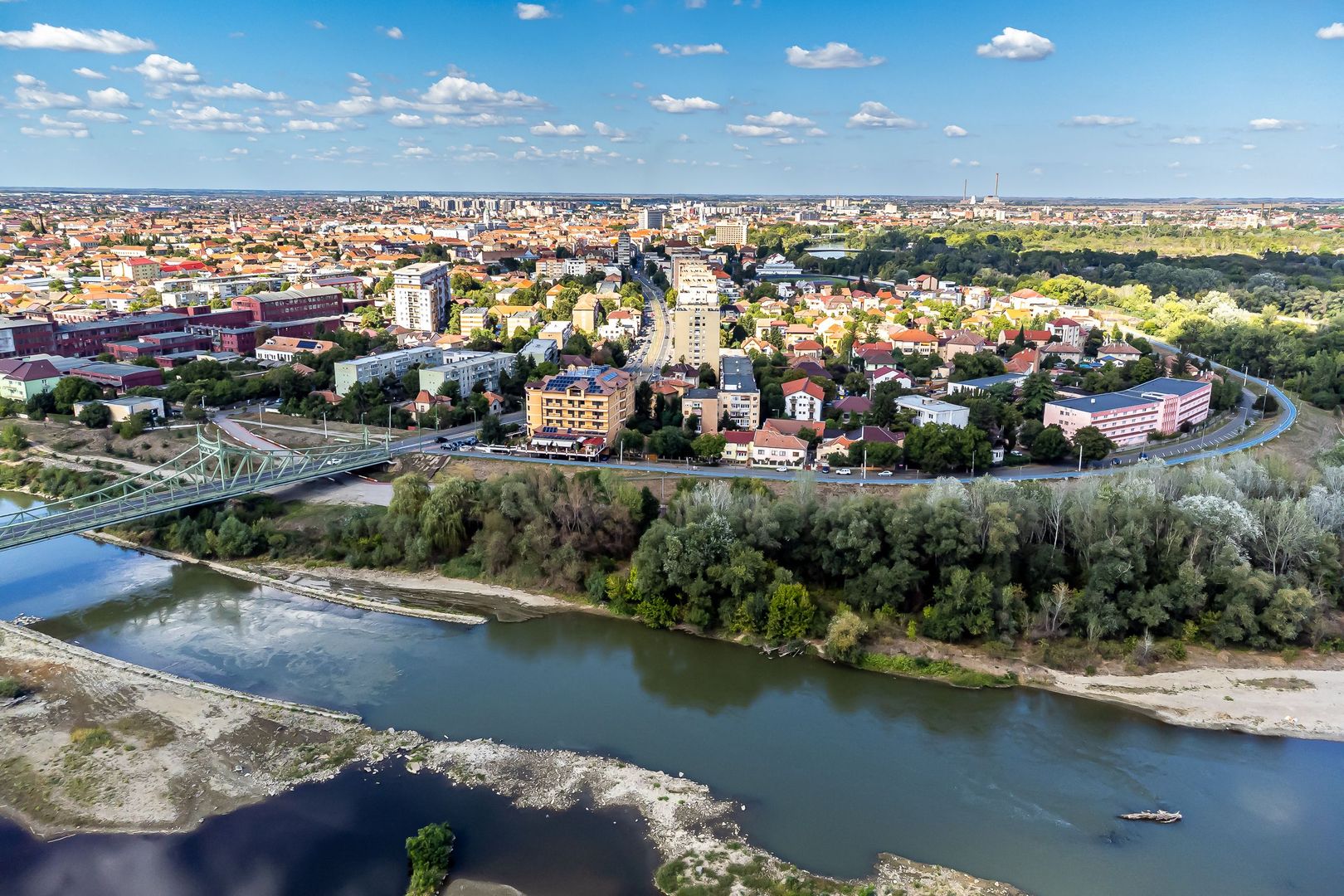 Proprietate rară pe Malul Mureșului confort, intimitate și spațiu - Poză 23