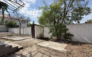 Casă de renovat cu teren 557 mp, central Str. Gh. Barițiu - Carei - Poză 8