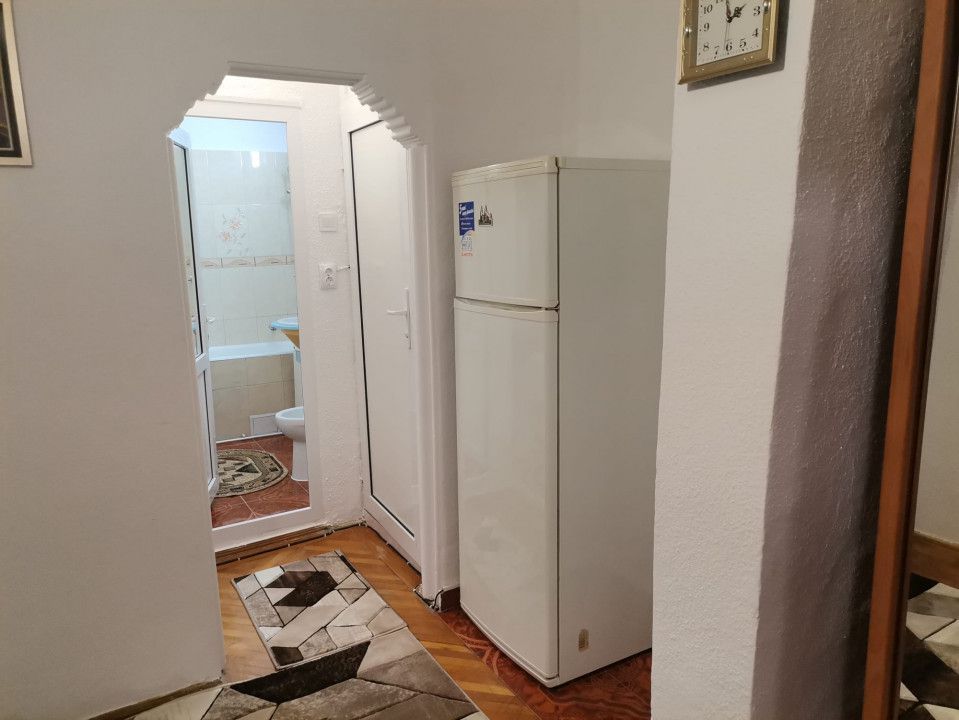 Inchiriere apartament Frati Golesti - Mc Donalds - Poză 15