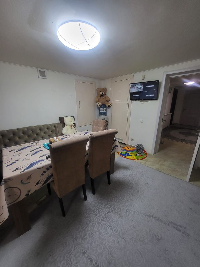 Apartament 5 camere,suprafata mare, curte, bloc 2006 - 4 nivele, Decebal, metrou - Poză 12