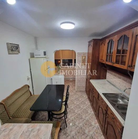 Apartament 2 camere decomandat zona Nicolina II - Poză 6