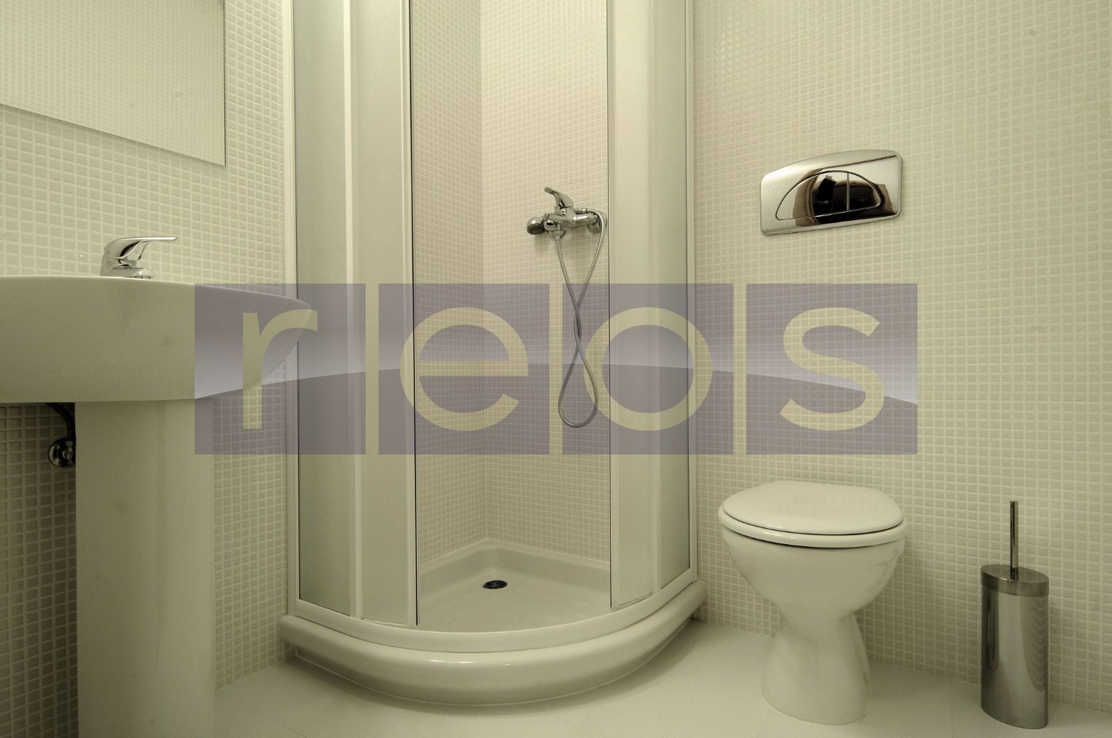 VANZARE APARTAMENT DEOSEBIT 81MP | 3 CAMERE | MOBILAT-UTILAT | PARCARE - Poză 14