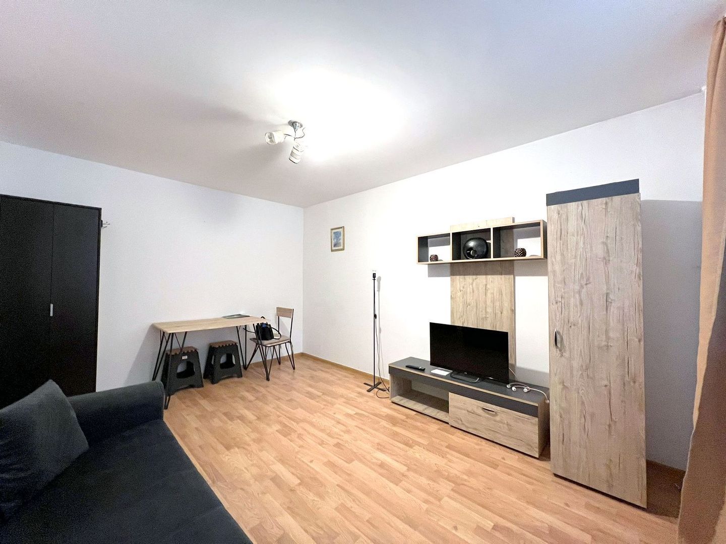 2 camere Str Veronica Micle-Victoriei-Titulesc - Poză 1