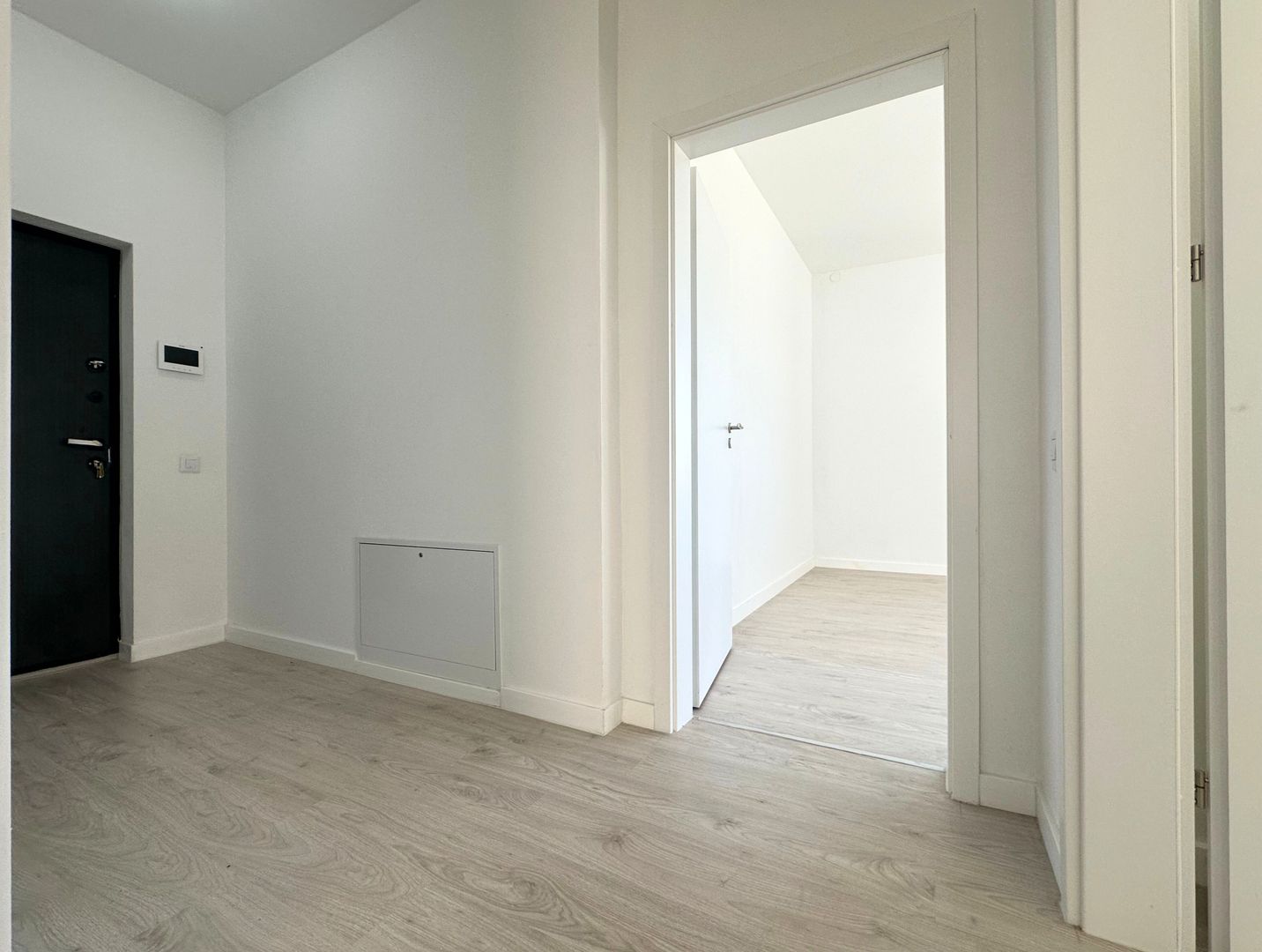 Apartament 2 camere 60 mp cu geam la baie lângă Paradisul Acvatic - Poză 19