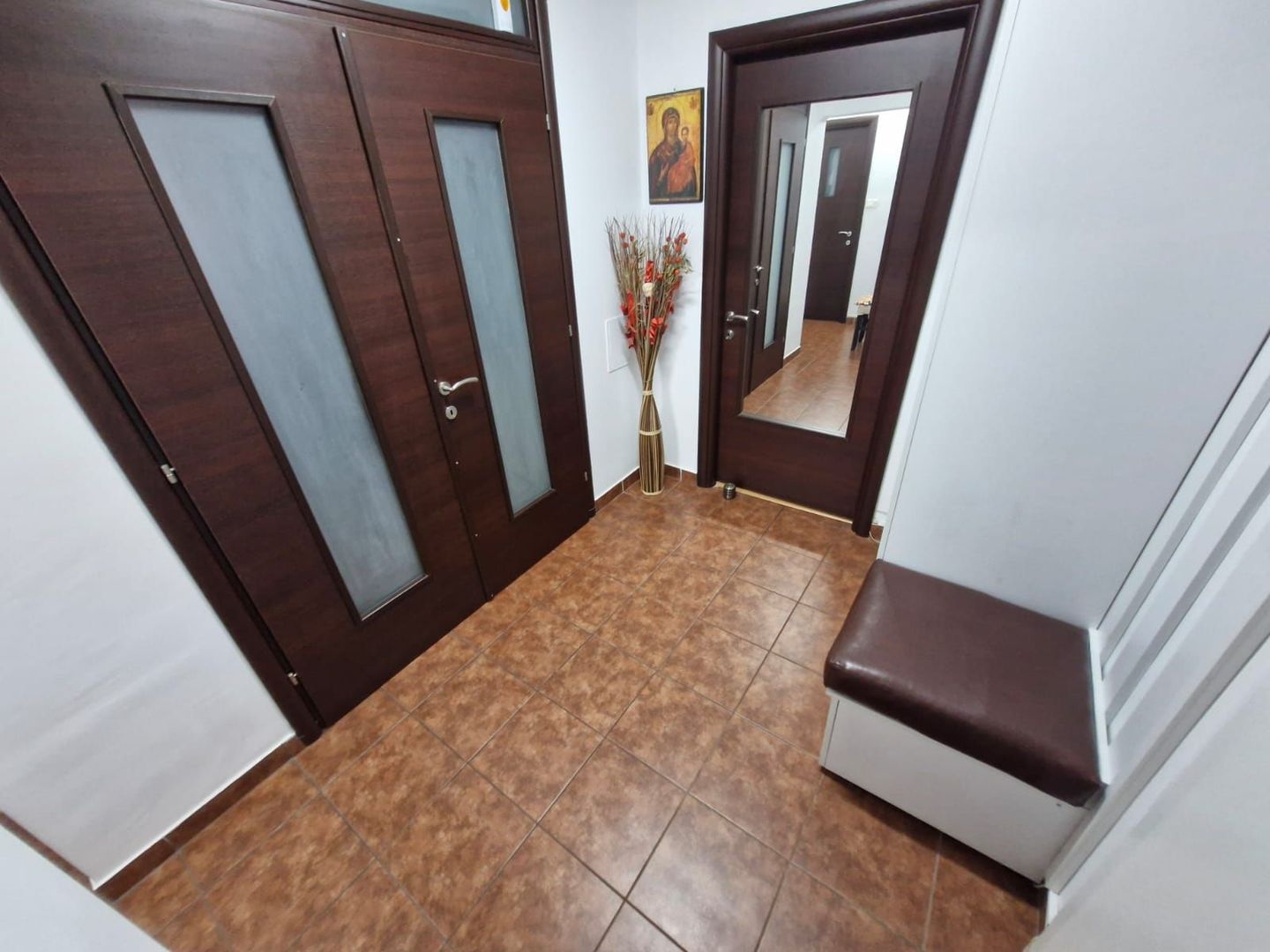 Apartament 3 camere și 2 băi - 69 mp, complet mobilat utilat ! - Poză 12