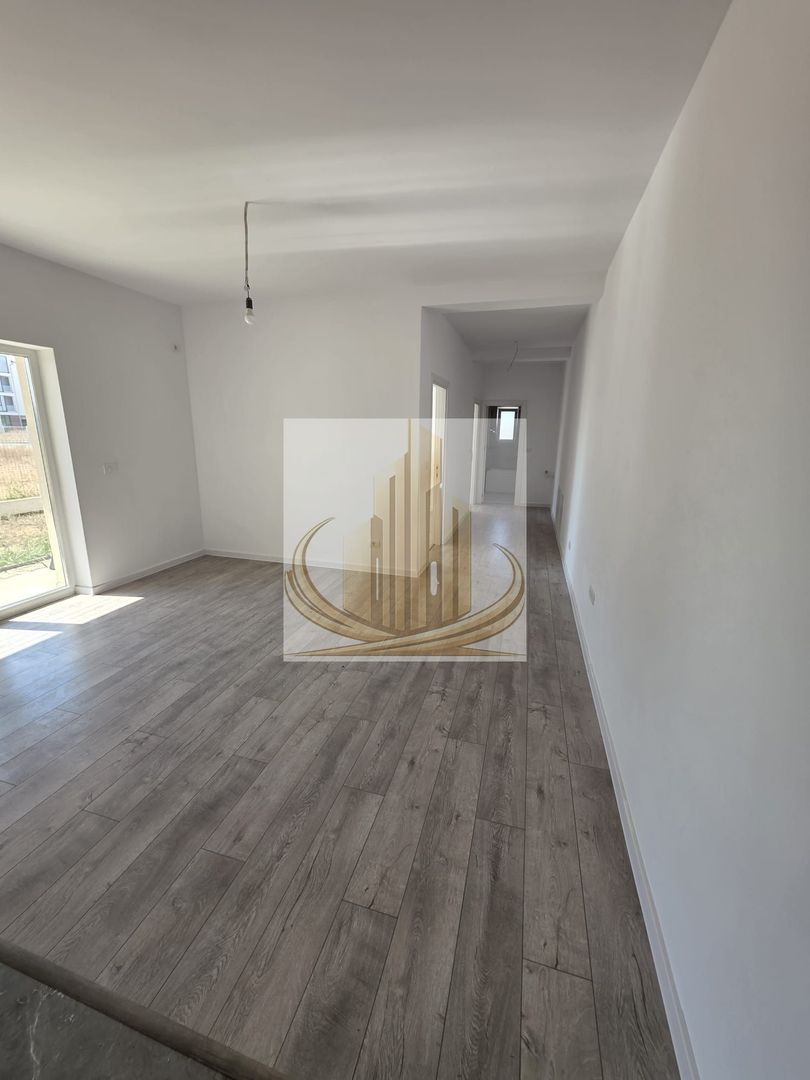 Apartament 3 camere la parter, 62,4 mp utili + grădină proprie 72,1 mp - Poză 2