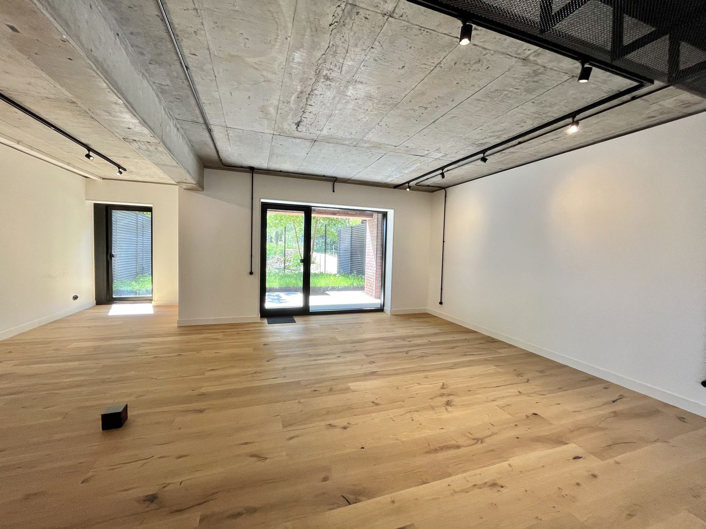 Vânzare apartament 2 camere, 60mp - Poză 1