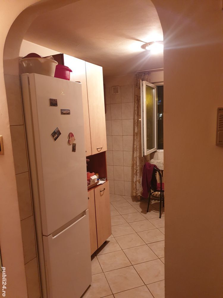 Apartament 1 Decembrie complet mobilat si utilat - Poză 4