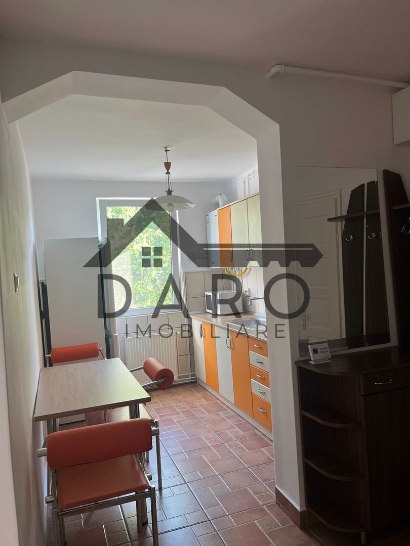 De inchiriat apartament 2 camere Cornisa - Poză 2