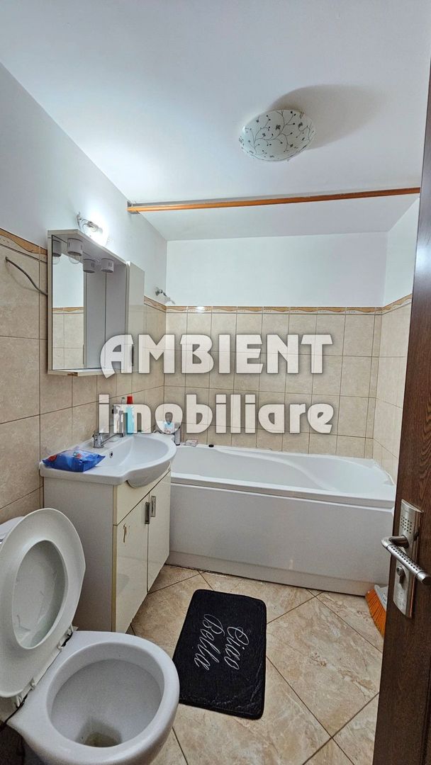 Apartament cu 3 camere, etaj 4, zona CARTIER; - Poză 7