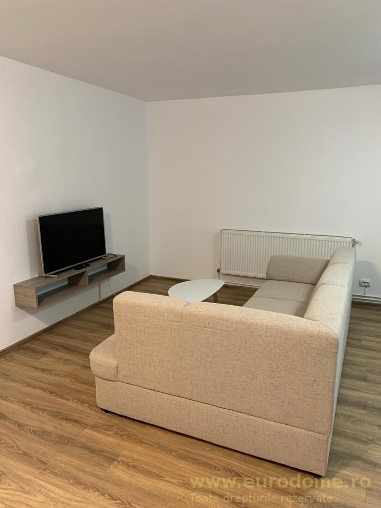 Centrul Civic, aproape de AFI, 3 camere recent renovate/mobilate, 165000 euro - Poză 3