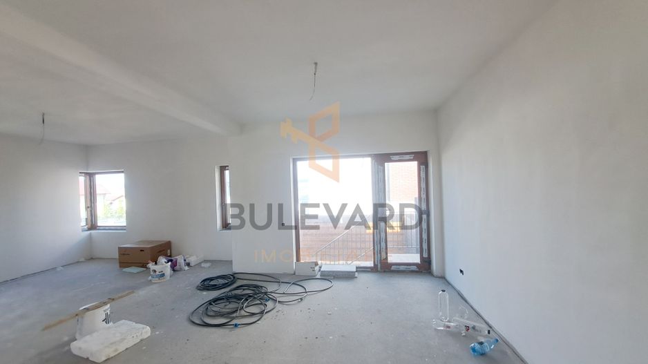 Casa tip duplex in zona Vivo Mall,  str Razoare Floresti - Poză 9