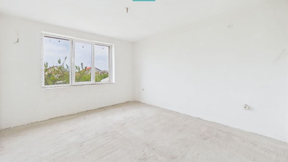 Vilă cu 8 camere în Săcălaz, Central - Poză 12