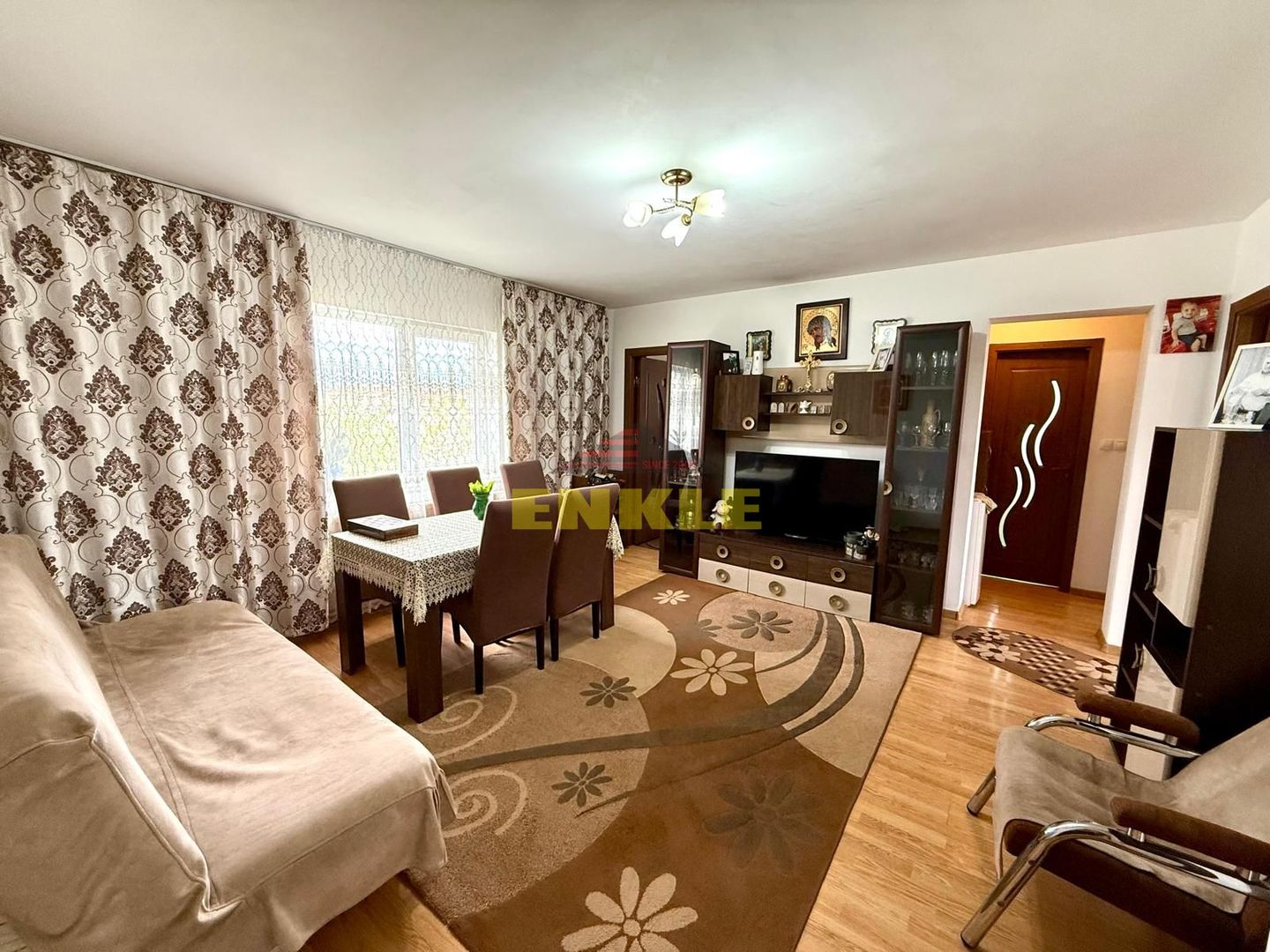 Apartament 3 camere de vânzare/Etaj 1– zonă Carrefour - Poză 1