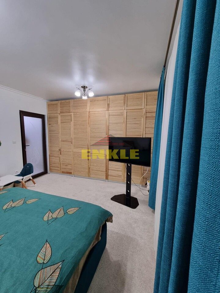 De vânzare apartament cu 3 camere, zona Primăverii - Poză 3