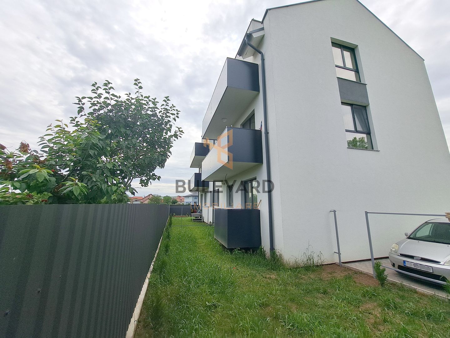 Apartament cu 3 camere + parcare, zona strazii Libertatii! - Poză 16