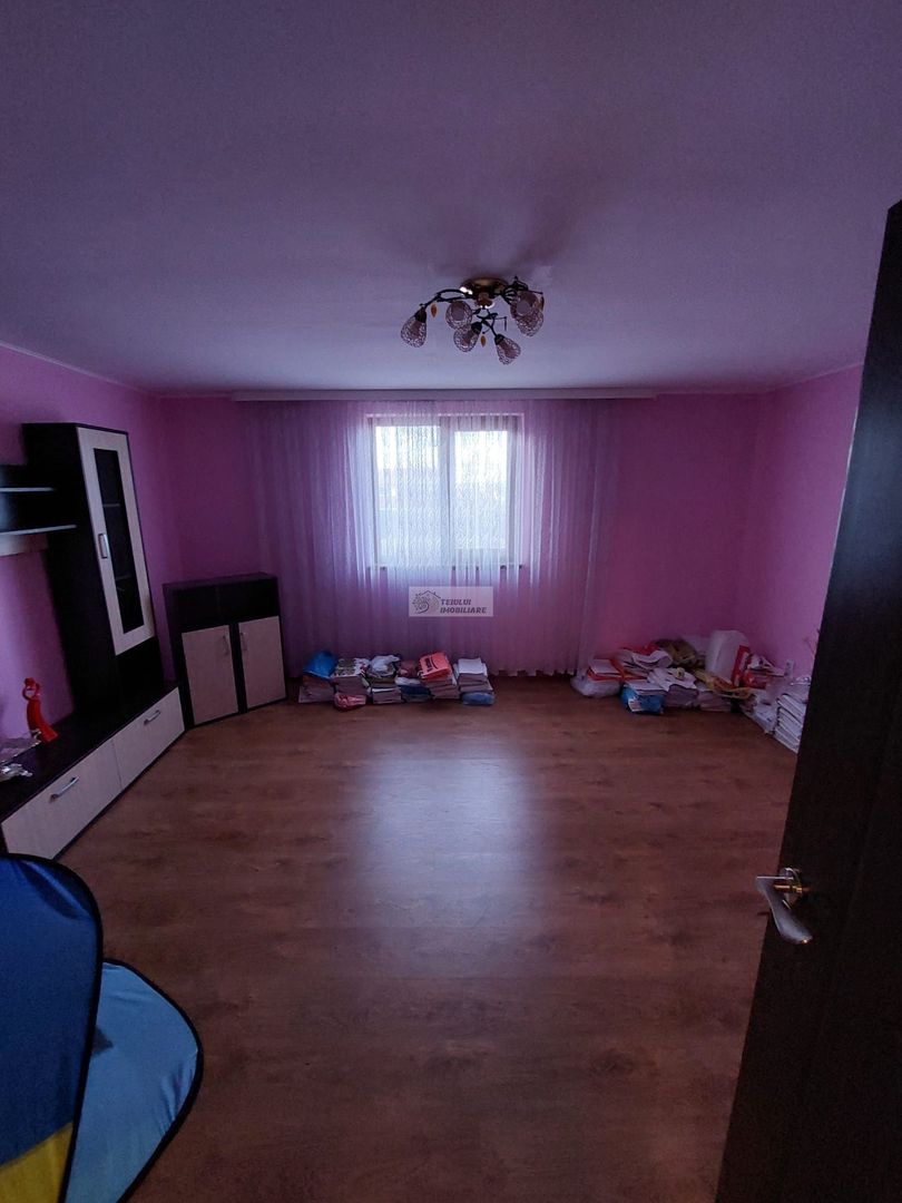 Casa/vila de vanzare in Garoafa /Vrancea - Poză 17