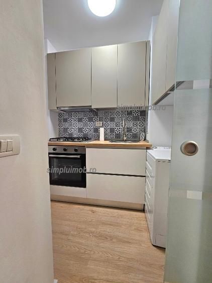 Decomandat 2 Camere Renovat Loc de Parcare Aparatorii Patriei - Poză 7