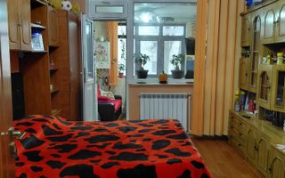 Garsonieră etaj 1, zonă Mall – mobilată și utilată, 28 mp - Poză 5