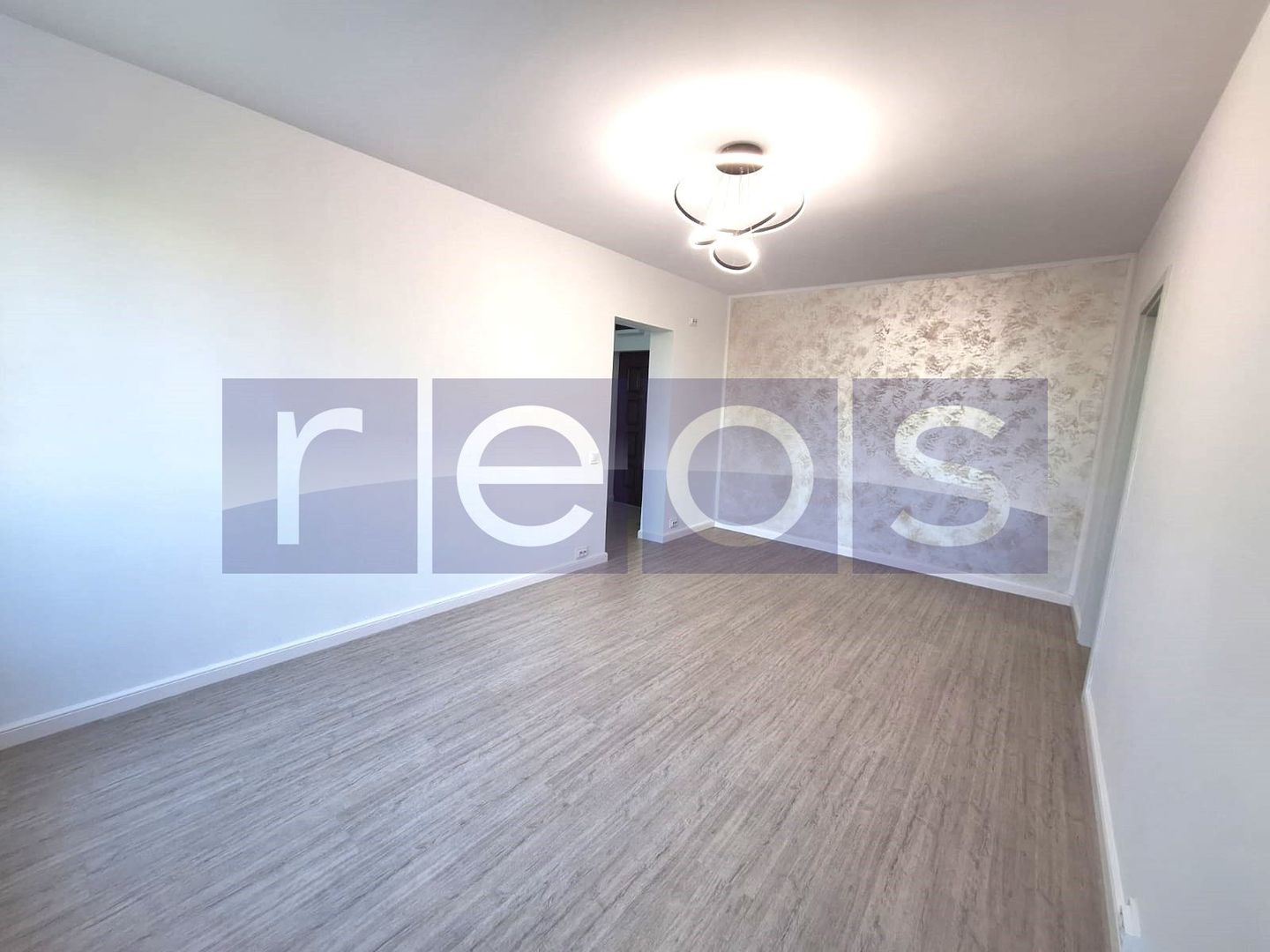 93900 EURO | APARTAMENT 2 CAMERE DRUMUL TABEREI - Poză 2