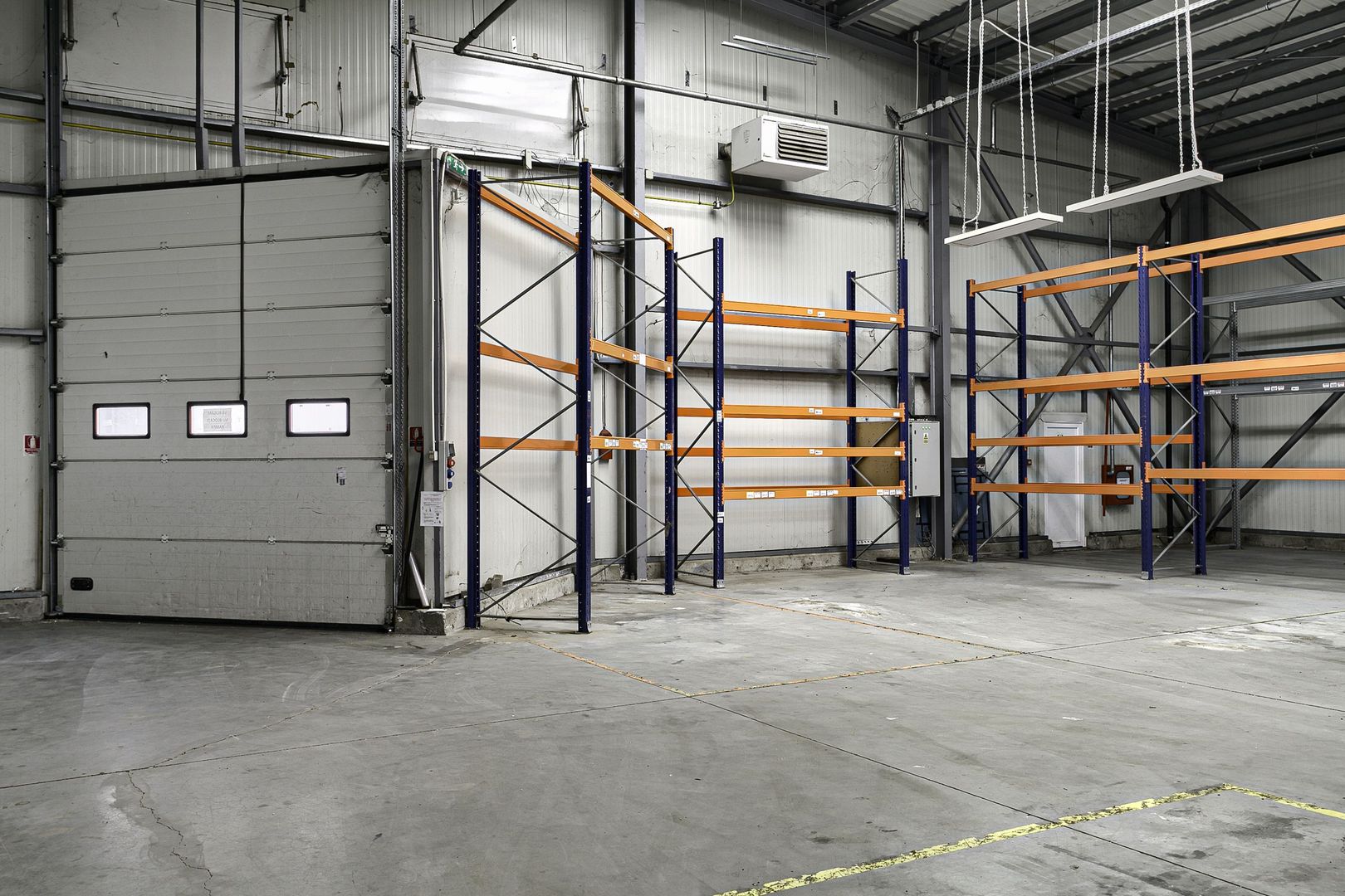 Hala industriala de inchiriat , ARAD-856 mp - Poză 1