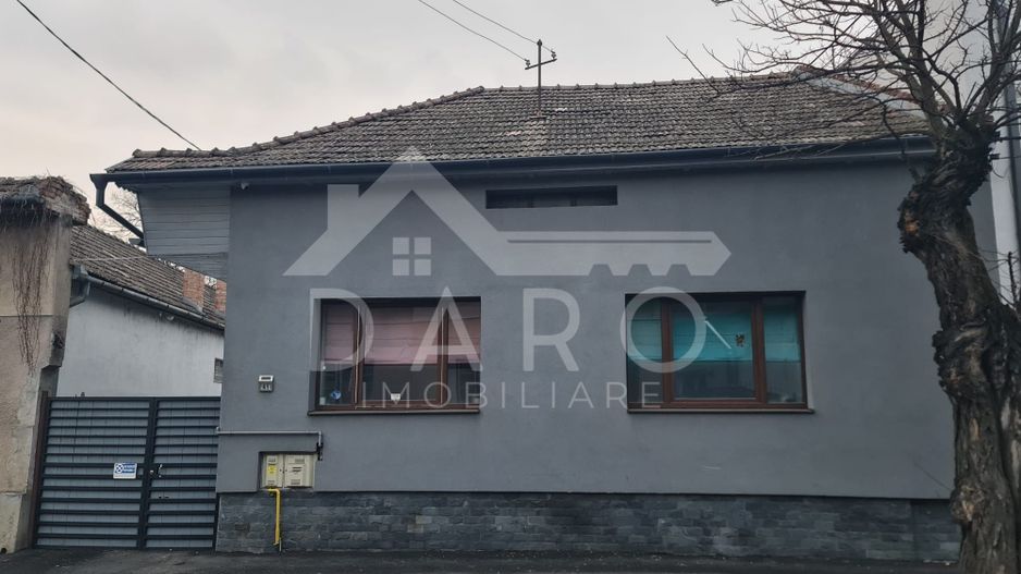 Casa in Târgu Mureș zona centrala singur in curte - Poză 3