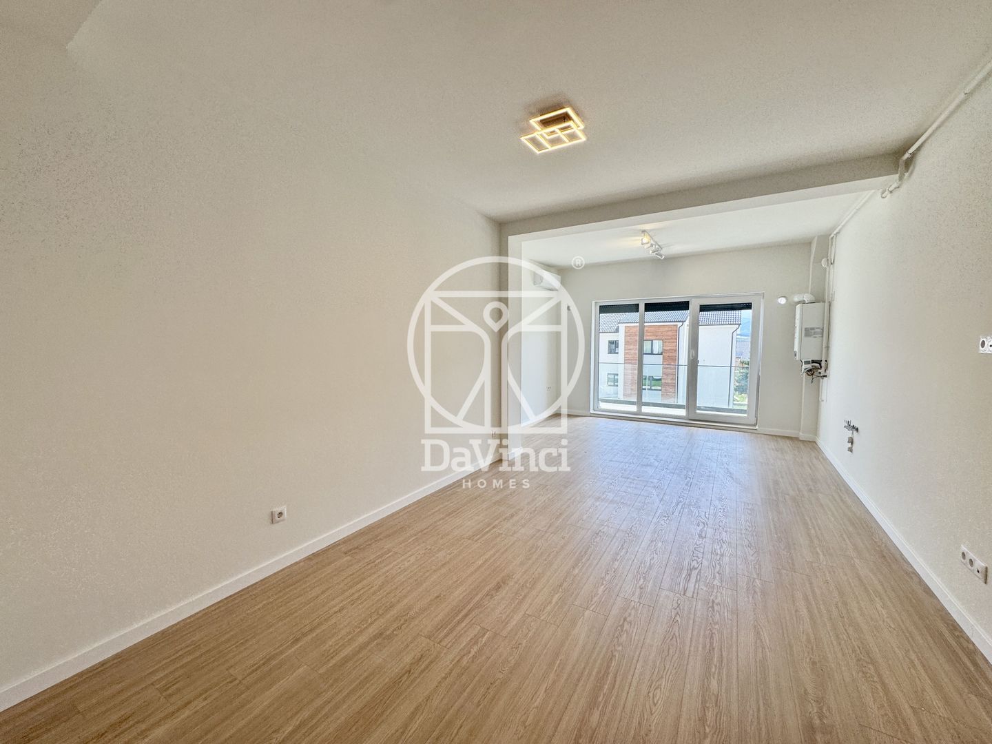 Apartament 2 camere, intabulat, finisat la cheie (STB-39E-Ra-ap.2) - Poză 3