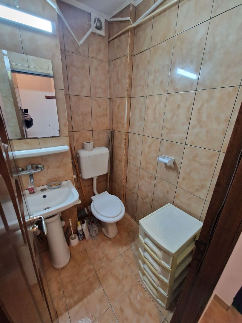 Apartament 2 camere zona Ciresica/Universitate - Ocazie - Poză 8
