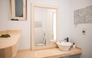 Pipera - Vilă modernă cu 4 dormitoare, curte generoasă și parcare subterană - Poză 9