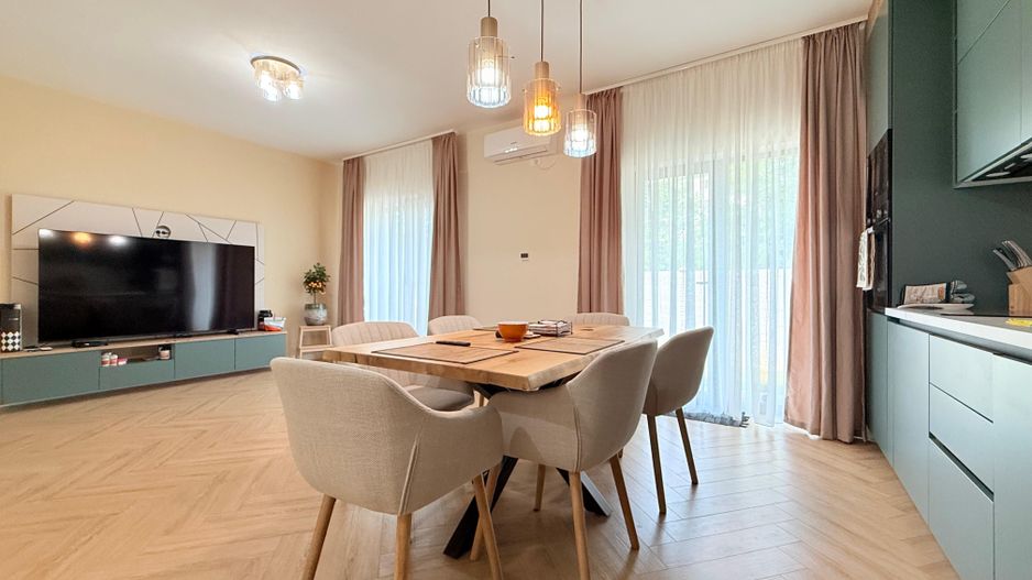 Vila 4 camere | 3 dormitoare | 3 bai | Gradina | Toate Utilitatile - Poză 2