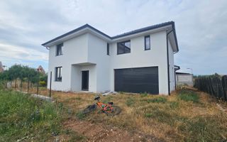 Casă individuală de vânzare – 263 mp utili – teren 500 mp – garaj dublu – Cartie - Poză 2
