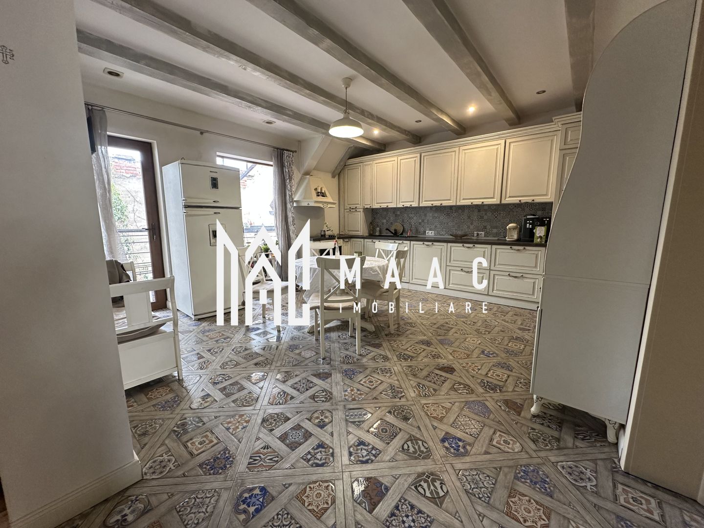 Apartament La Casă | 4 Camere | 120 MPU | Bulevardul Victoriei - Poză 5