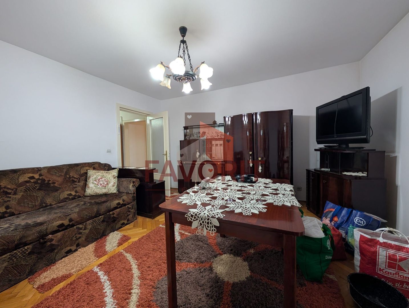 3 camere | parter | 2 bai | mobilat si utilat | zona  excelenta | boxa la subsol - Poză 5