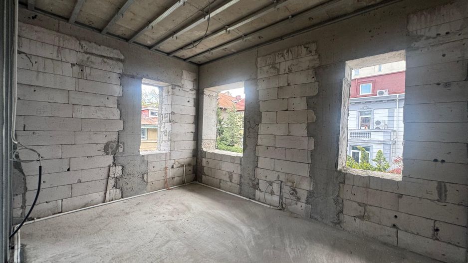 Vila solidă cu potential mutiplu 5 camere + teren || Piața Romană–Polonă - Poză 8