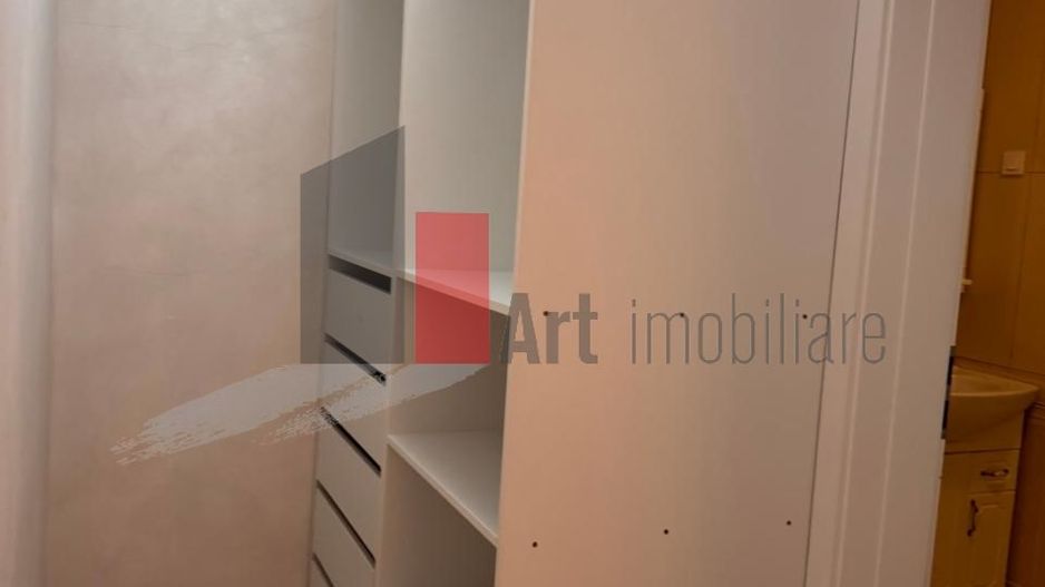 Vanzare apartament 3 camere si curte,loc de parcare Padure Rosu Chiajna - Poză 6