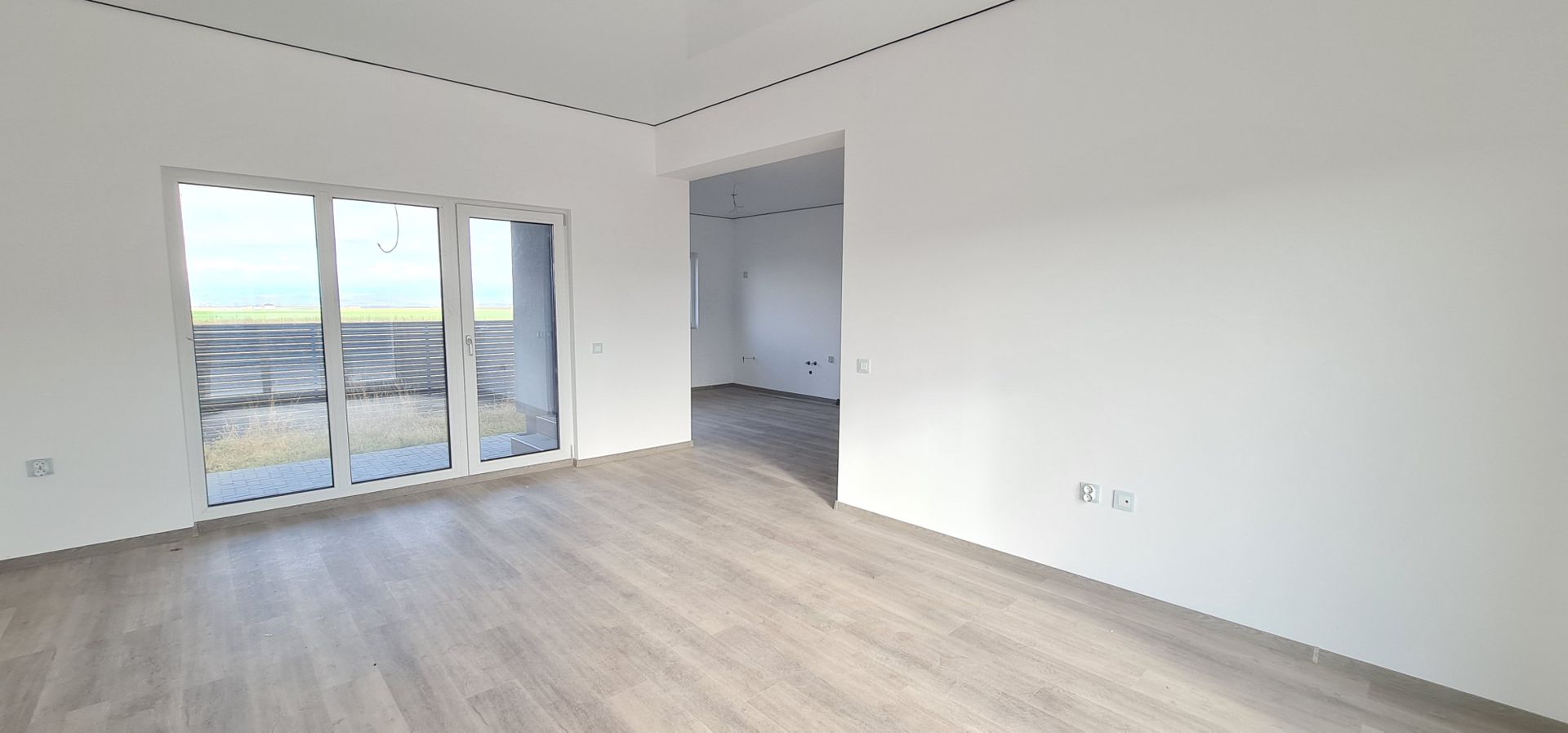 Casa 4 camere finalizata intabulata cartier Izvor Tarlungeni - Poză 11