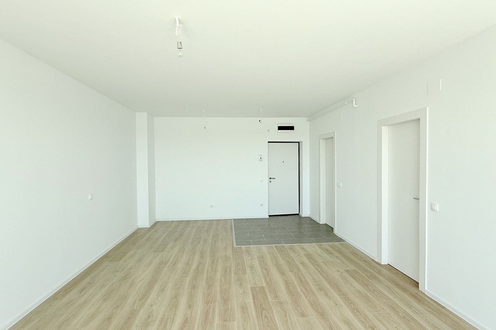 Studio spațios de 48 mp + balcon 8 mp | Sector 1 - Poză 2