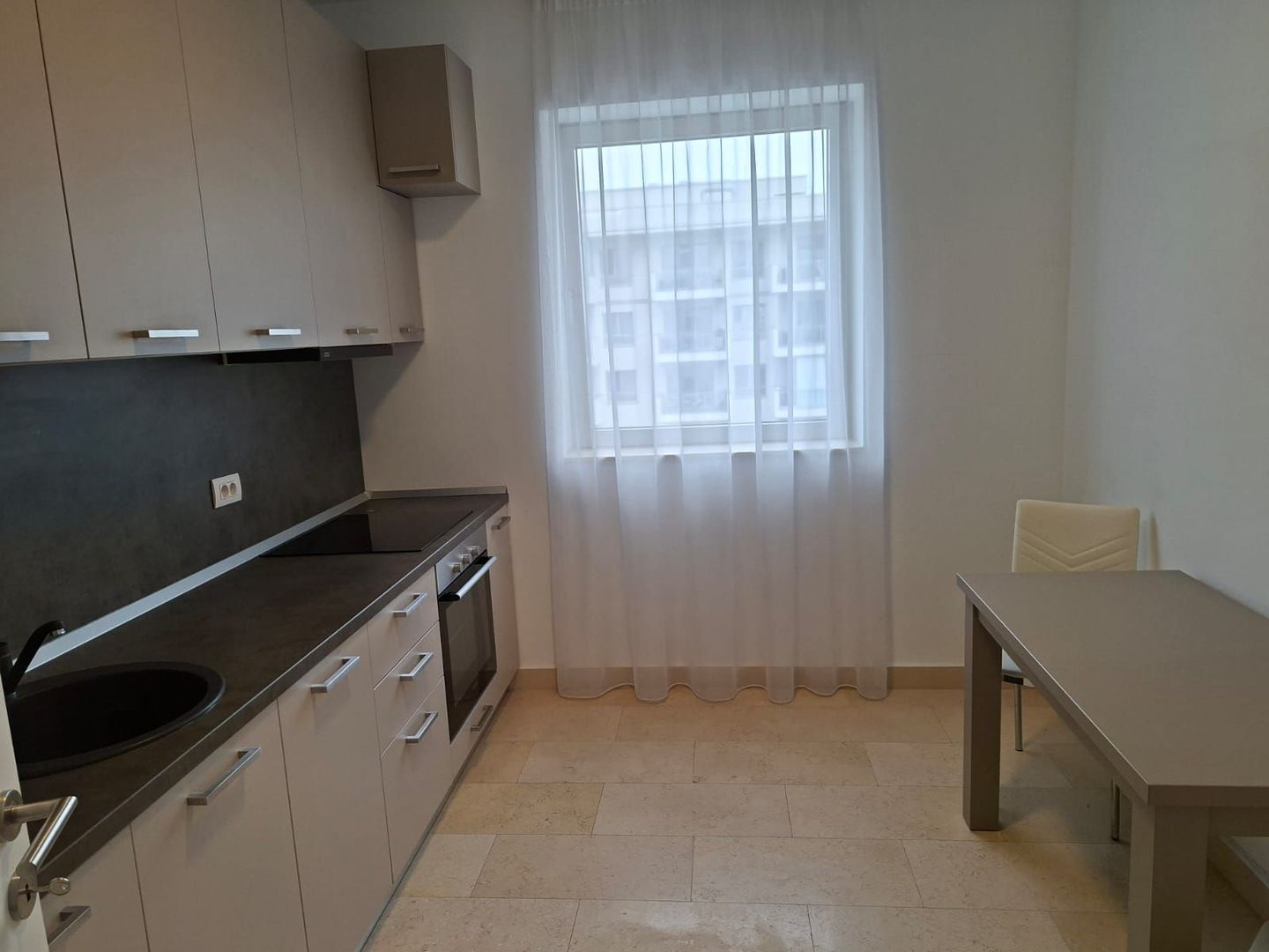 2 camere de inchiriat Luxuria Residence - Poză 8