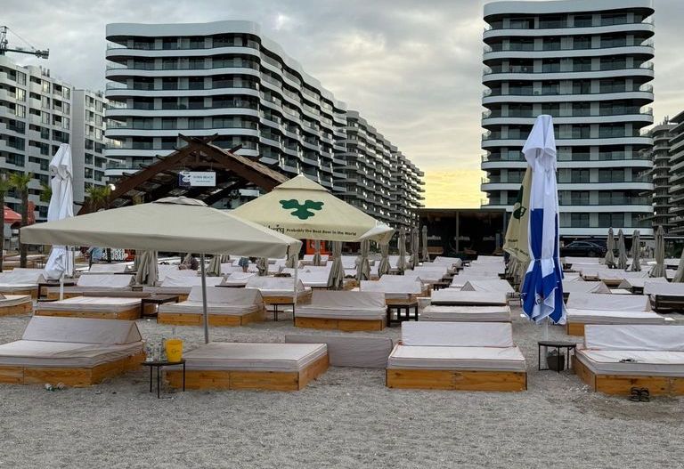 De vanzare apartament 2 camere Casa Del Mar - Mamaia Nord - Poză 18