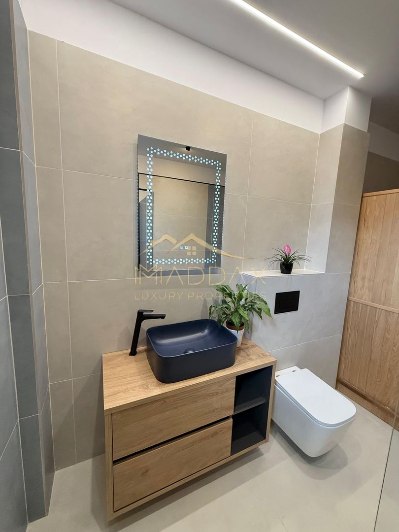 Vilă **6 camere  **451mp // Zona Iancu Nicolae - Poză 27