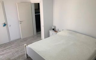 Duplex deosebit cu grădină, terasă amenajată și vedere spre natură. - Poză 5