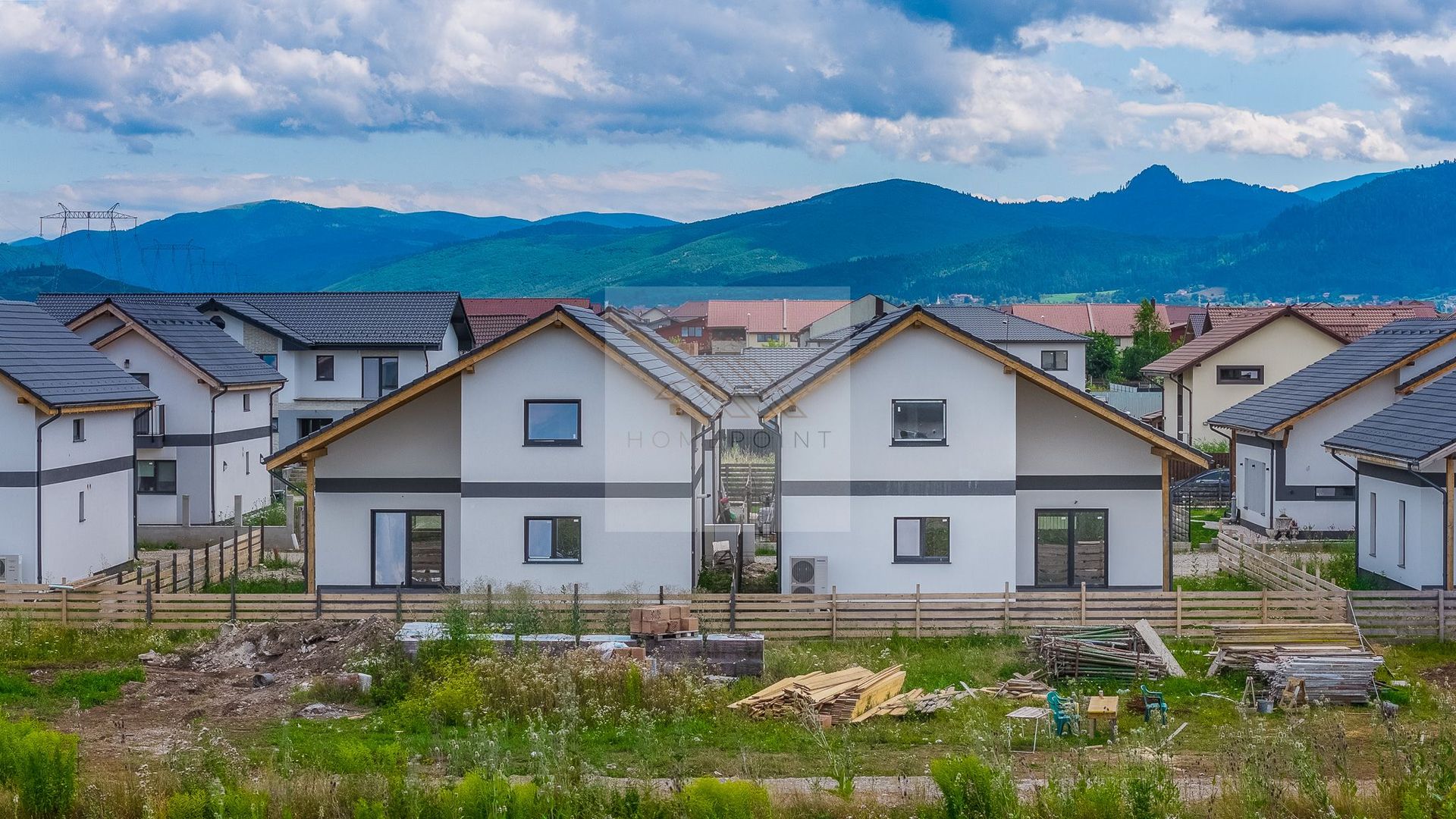 Kaus Residence – Cartier privat de case Izvor Tărlungeni - Poză 24