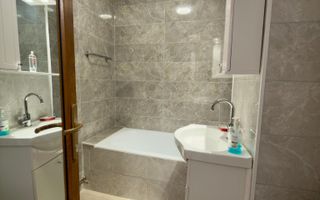 GARA - ETAJ INTERMEDIAR - APARTAMENT CU O CAMERA 40 MP - Poză 5
