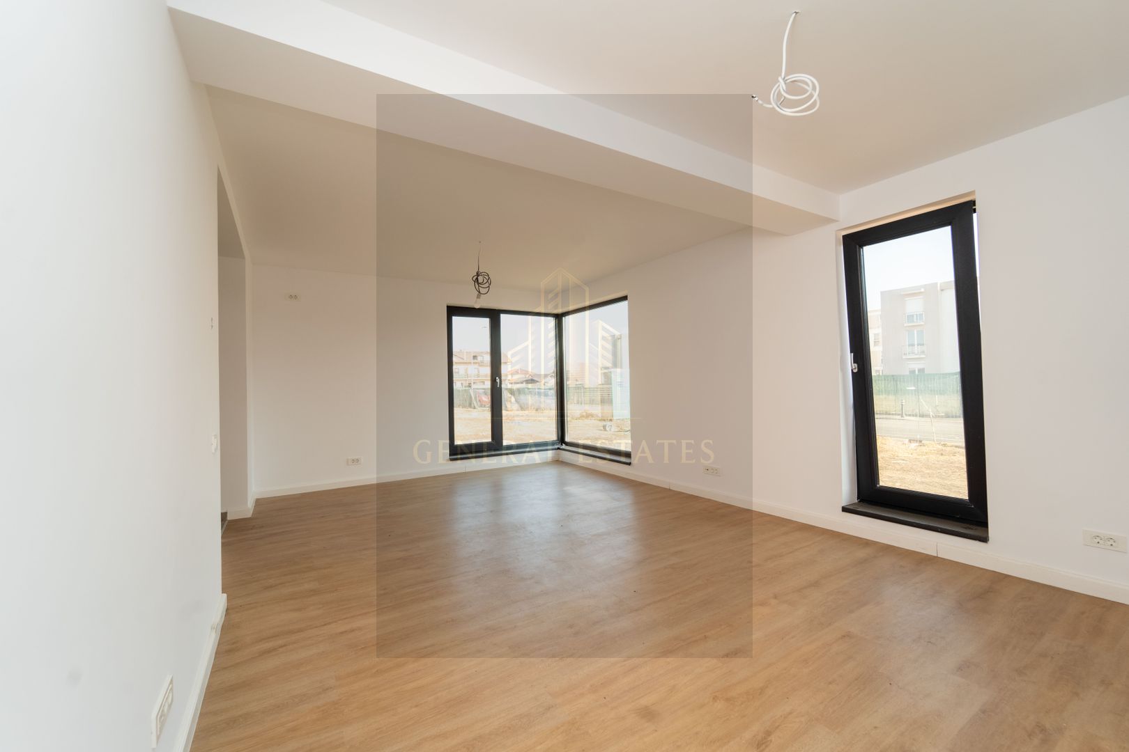 Case tip Duplex de vânzare în Ghimbav, Brașov – Cartierul Florilor - Poză 11