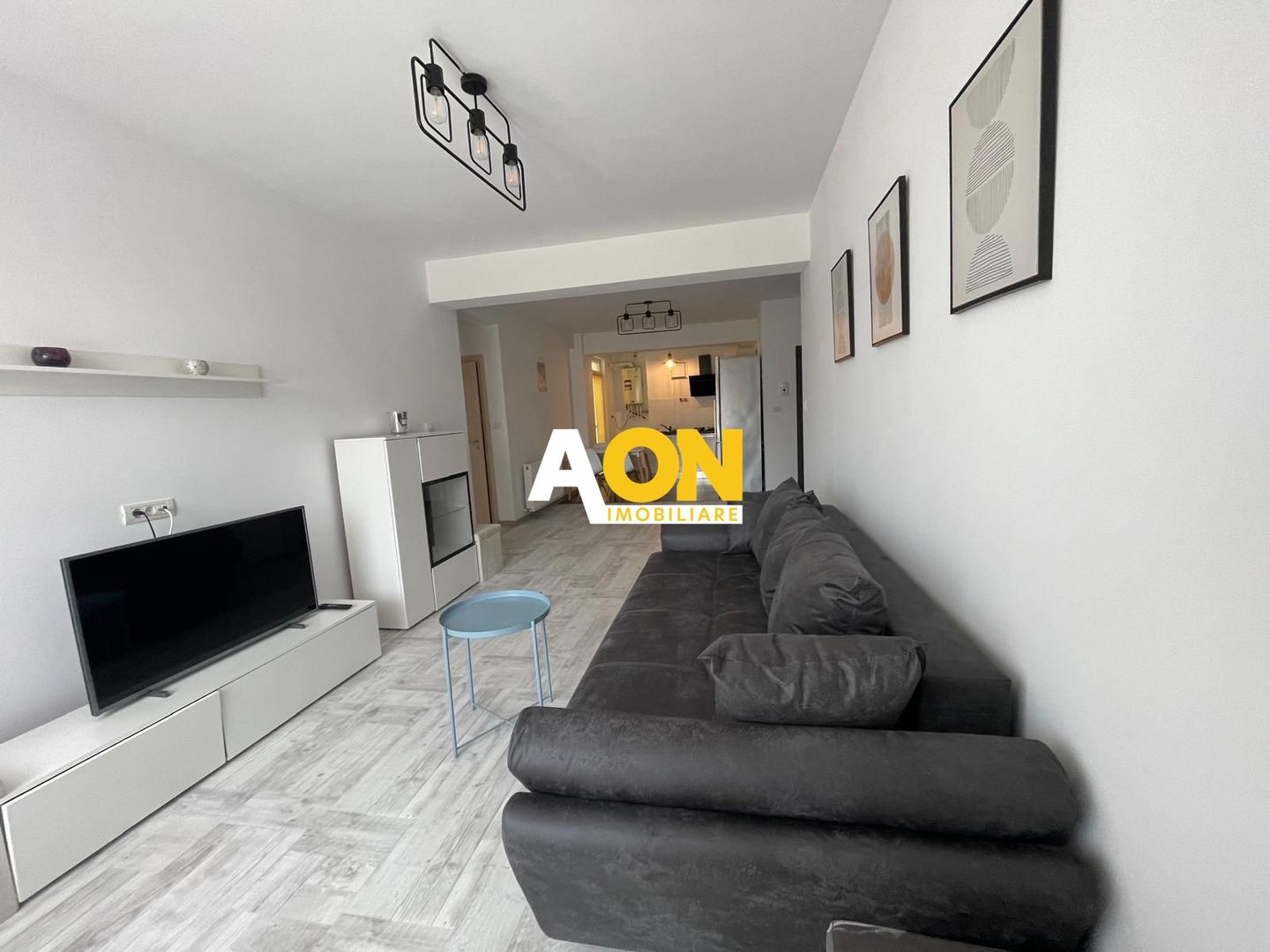 Apartament 2 Camere Bloc Nou, Zona Liceul Economic - Poză 1