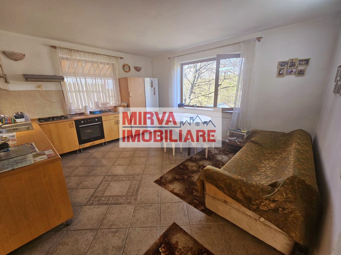 🏡 VILĂ ELEGANTĂ CU PRIVELIȘTE DEOSEBITĂ – VALENII DE MUNTE - Poză 38