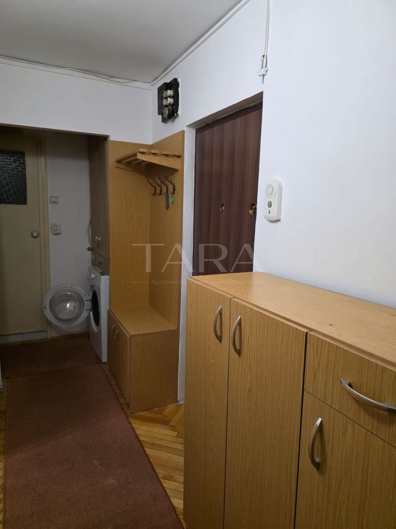 Chirie apartament 2 camere, decomandat, zona Iulius Mall/FSEGA - Poză 3