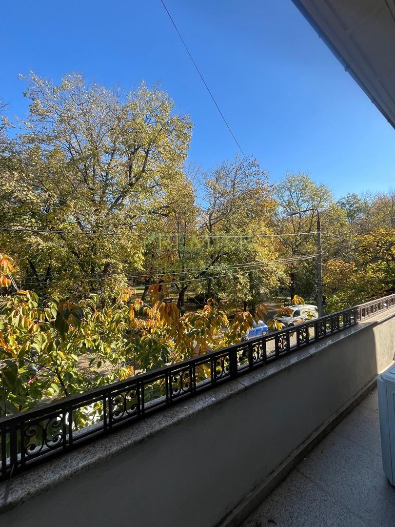 Apartament cu 5 camere de închiriat în Aviatorilor, Bucuresti - Poză 31